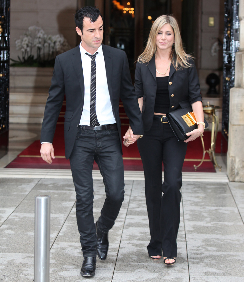 Jennifer Aniston In Paris